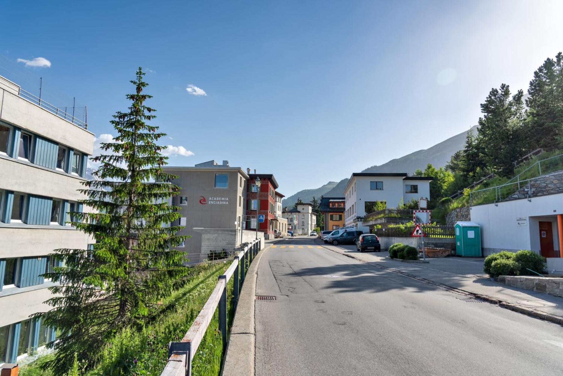 Chesa Quadratscha - Samedan Apartment ภายนอก รูปภาพ