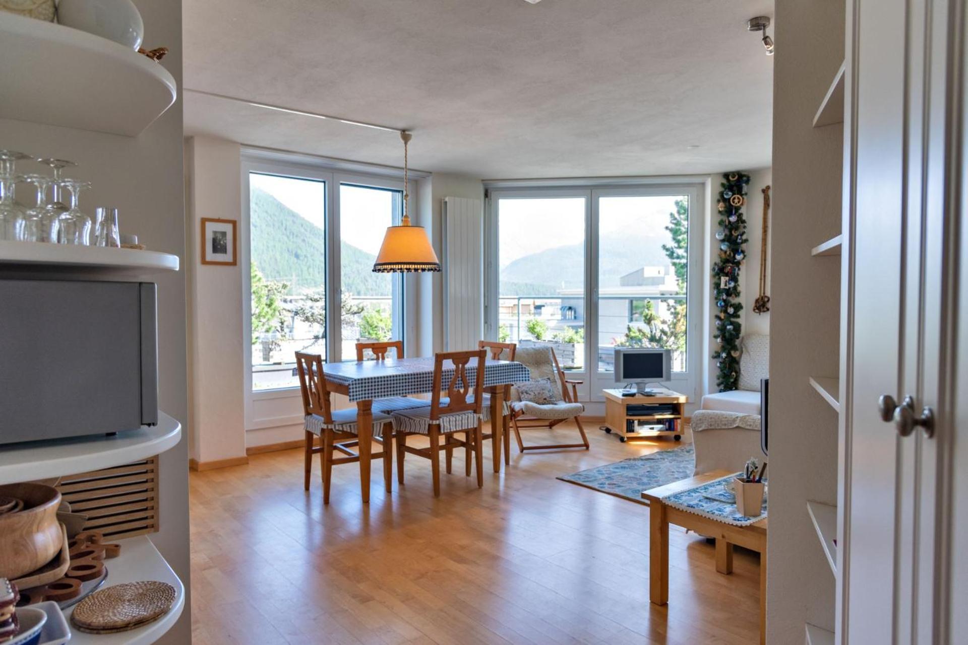 Chesa Quadratscha - Samedan Apartment ภายนอก รูปภาพ